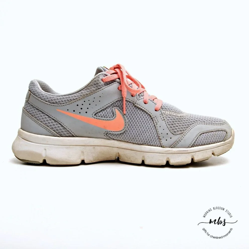 Nike women size
